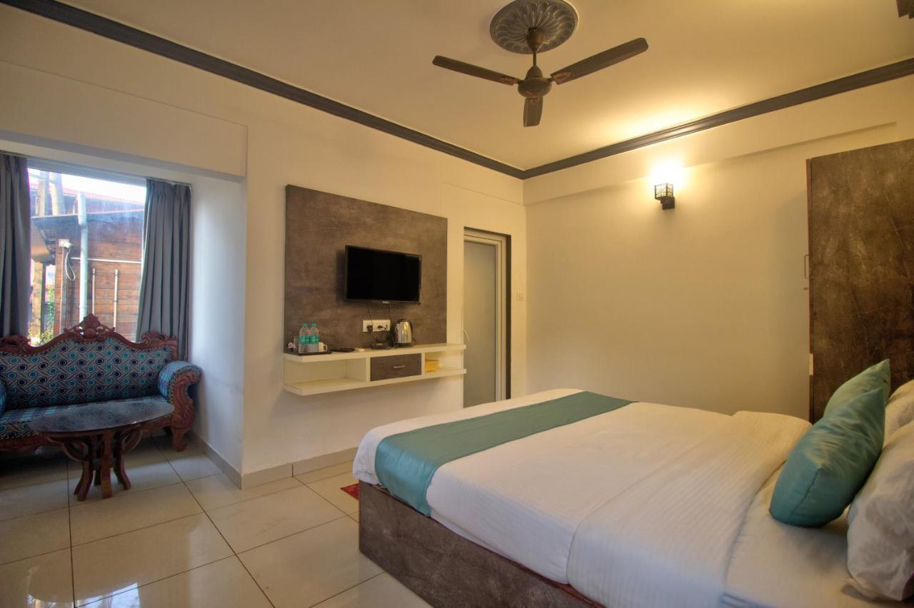 Oceano Beach Resort 아람볼 외부 사진